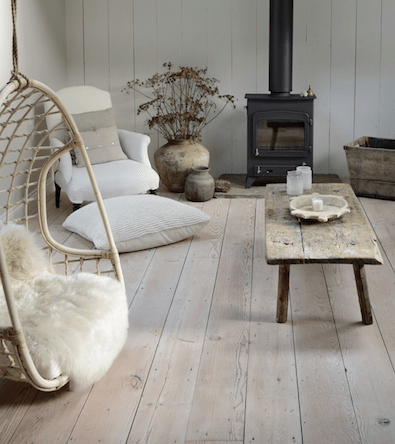 Laid Back Farmhouse - Lighting the Perfect Extension