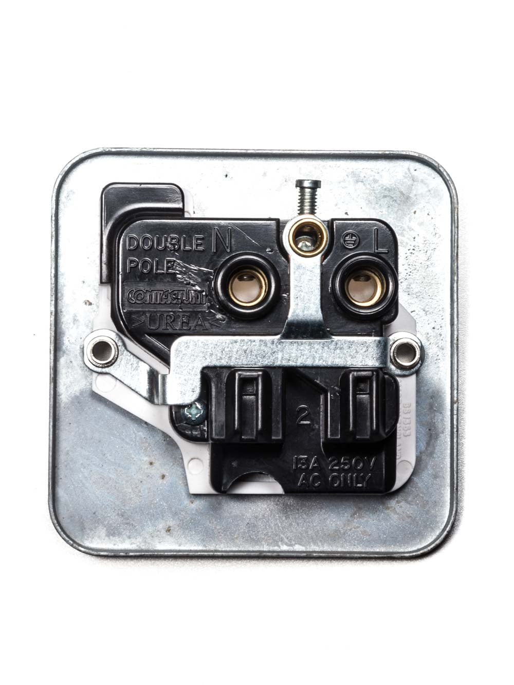 Galvanised Single Wall Socket | Switched | End-Of-Line