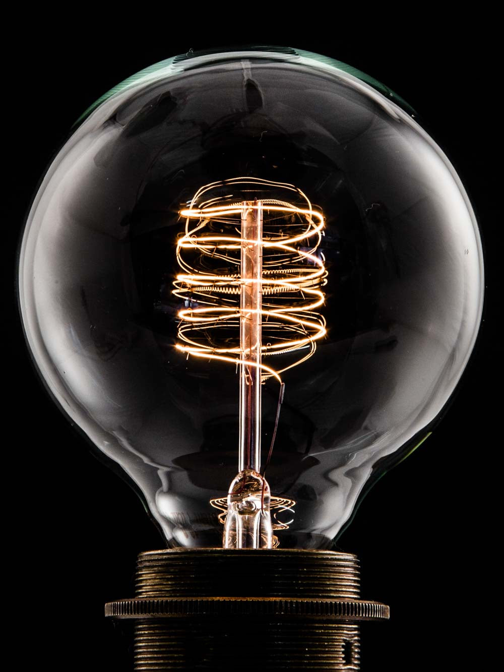 Small Globe Loop Filament Light Bulb | B22 Bayonet | 60W | X 9 Bundle | End-Of-Line