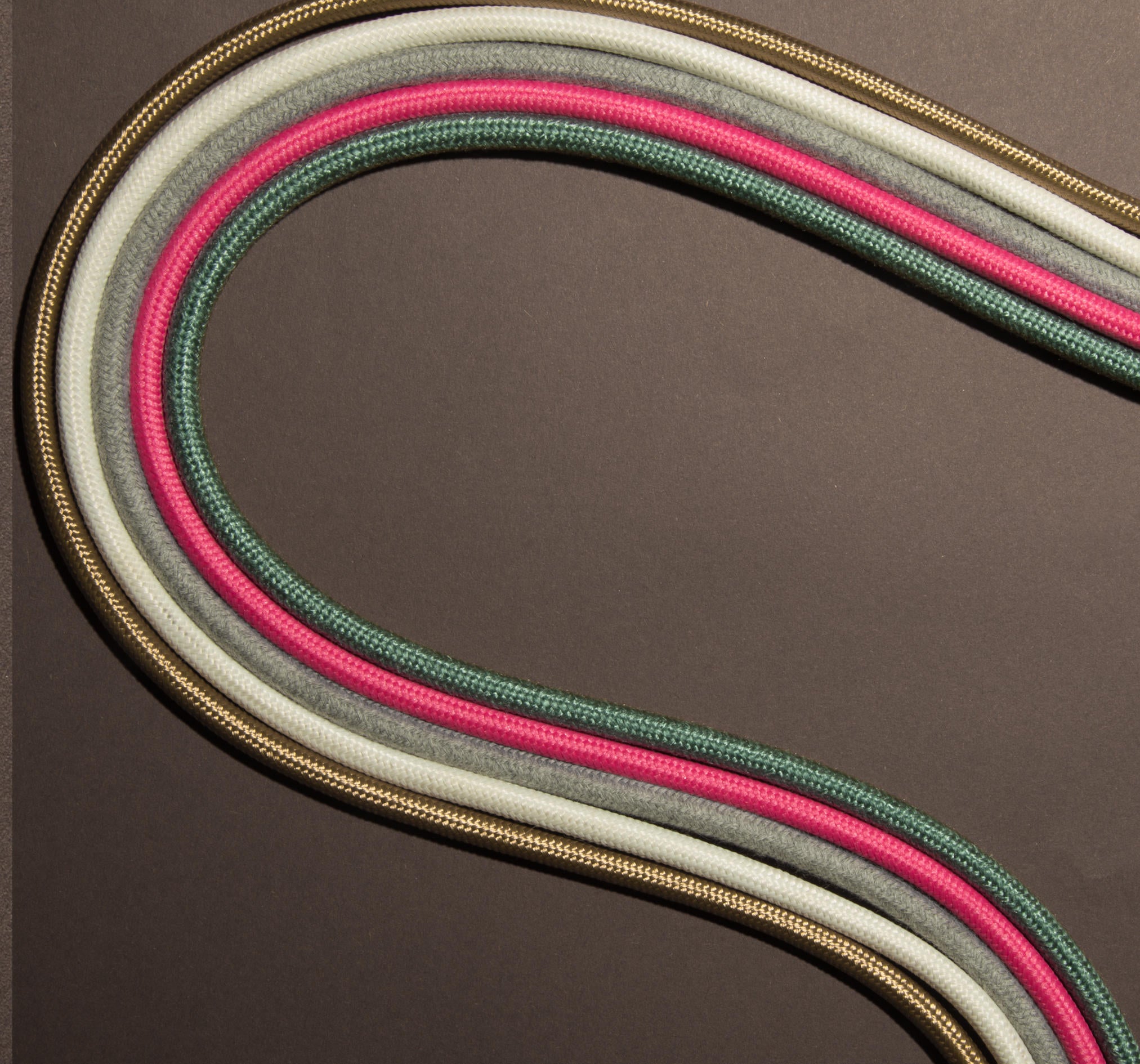 How To Style Fabric Lighting Cable Part Three: The Figure of Eight