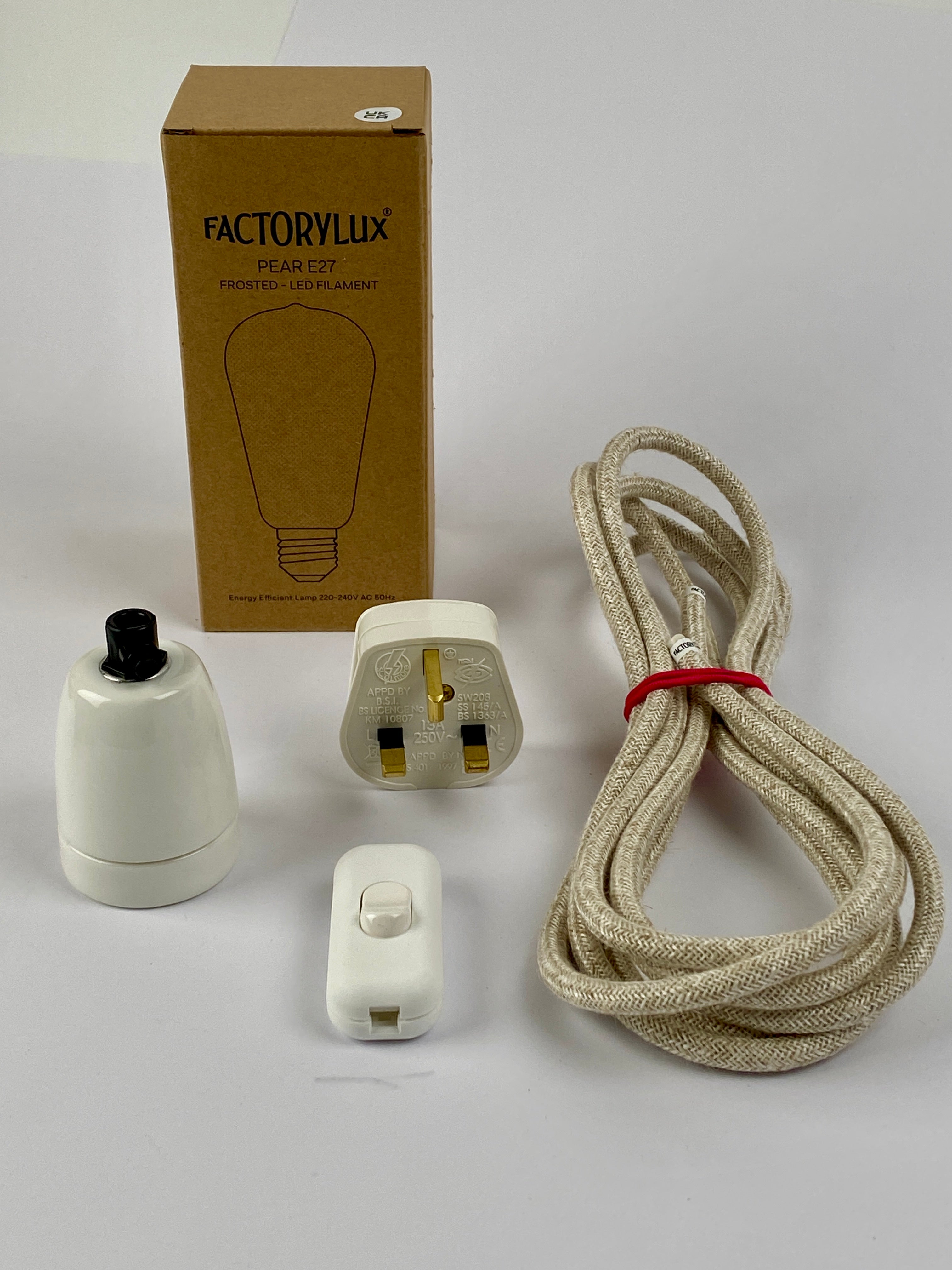 Gift Box: White Ceramic Plug-In Light Kit
