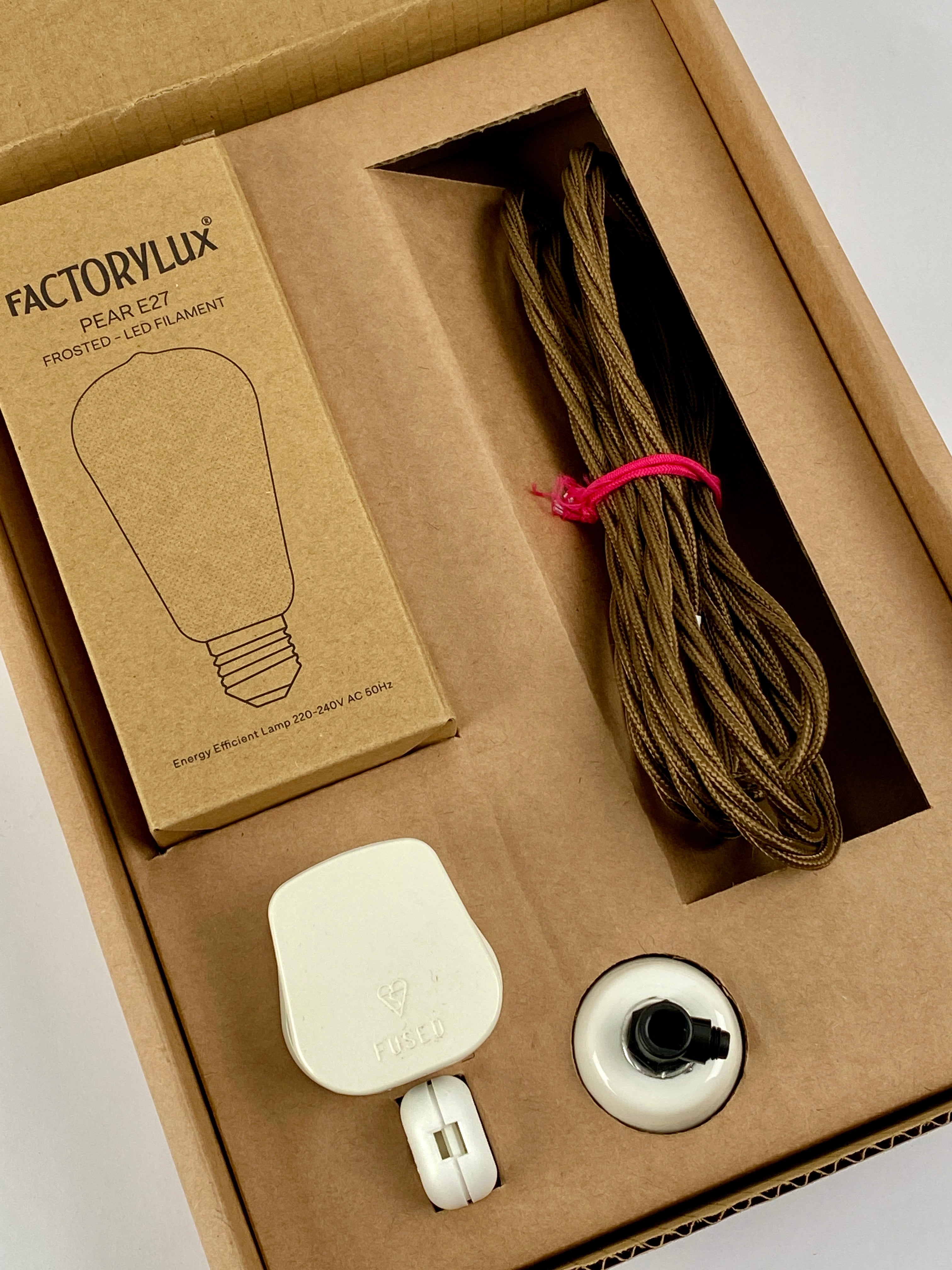 Gift Box: White Ceramic Plug-In Light Kit