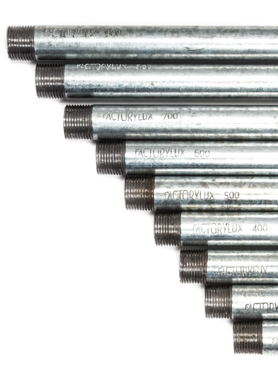 Various lengths of 20mm galvnaised steel conduit